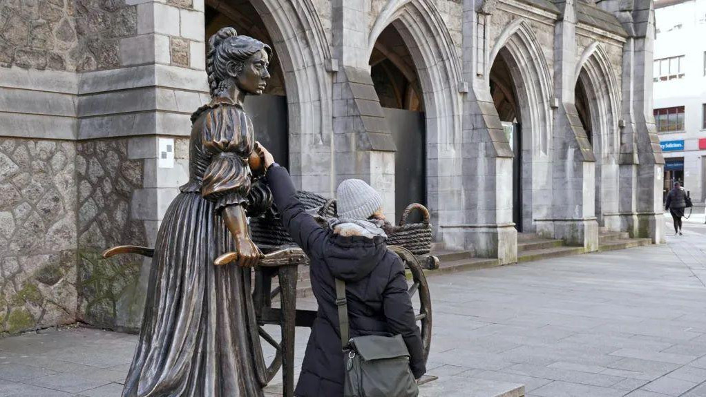 statua Moli Meloun