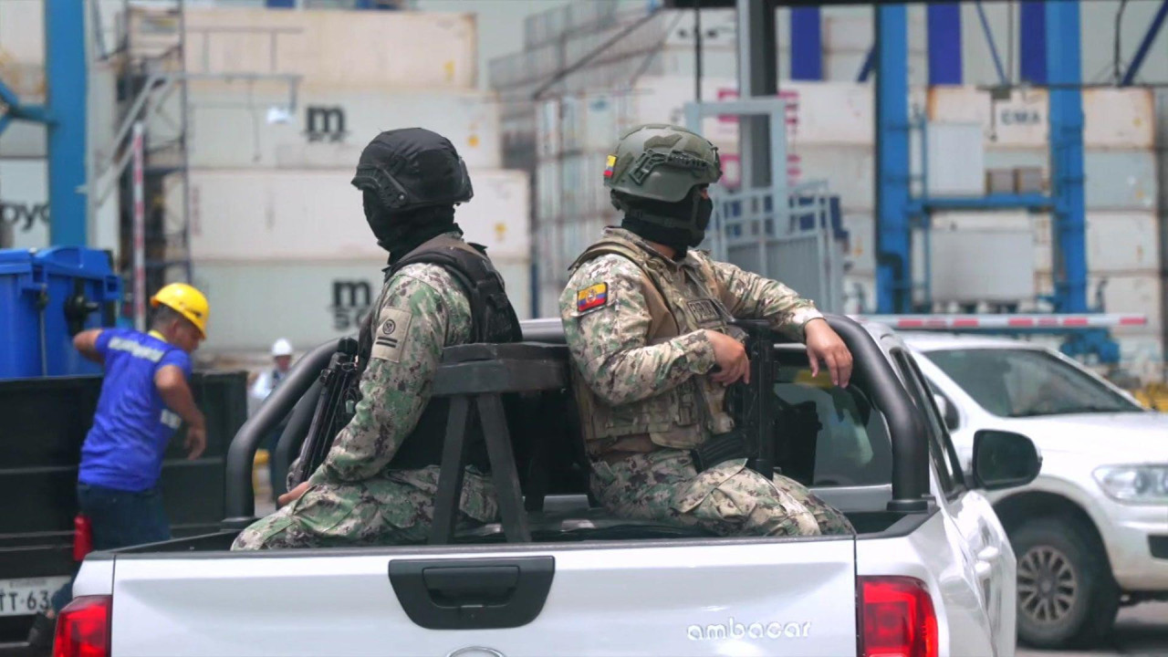 Ecuador police in Guayaquil port