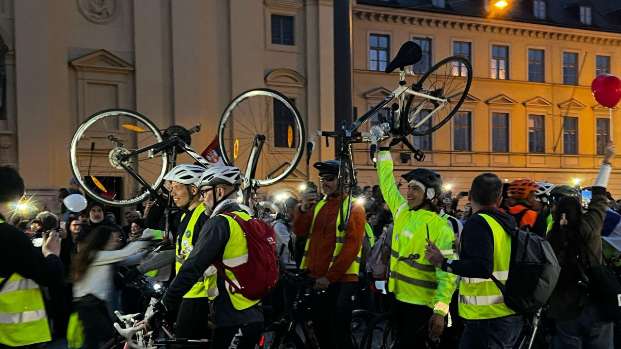 Studenti na biciklima stigli do Minhena na putu do Strazbura