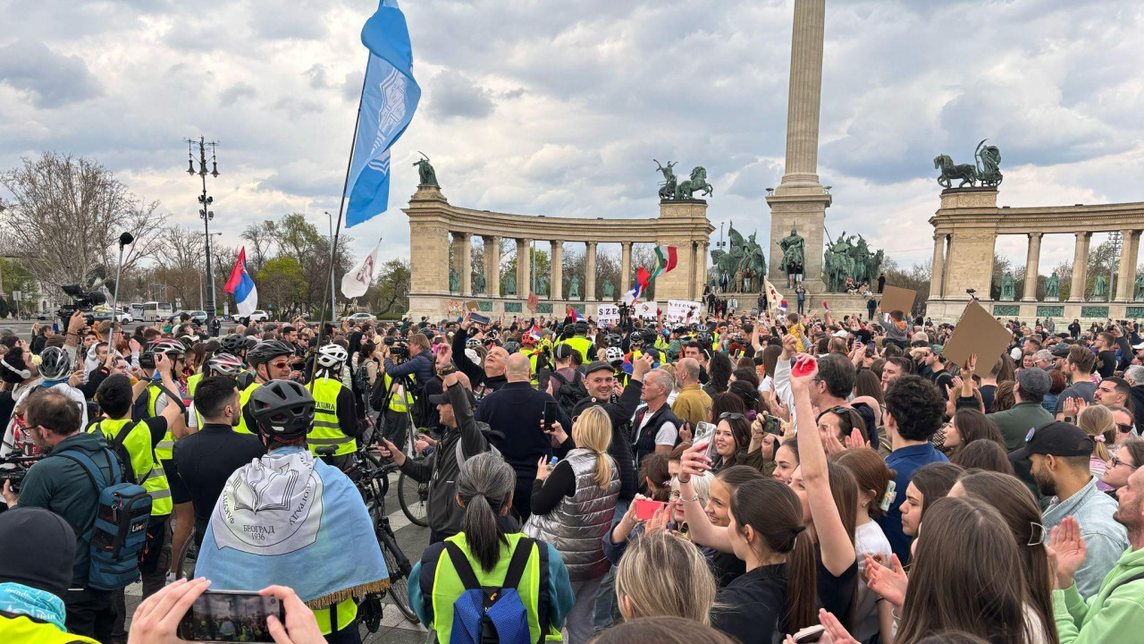studenti, studenti biciklisti