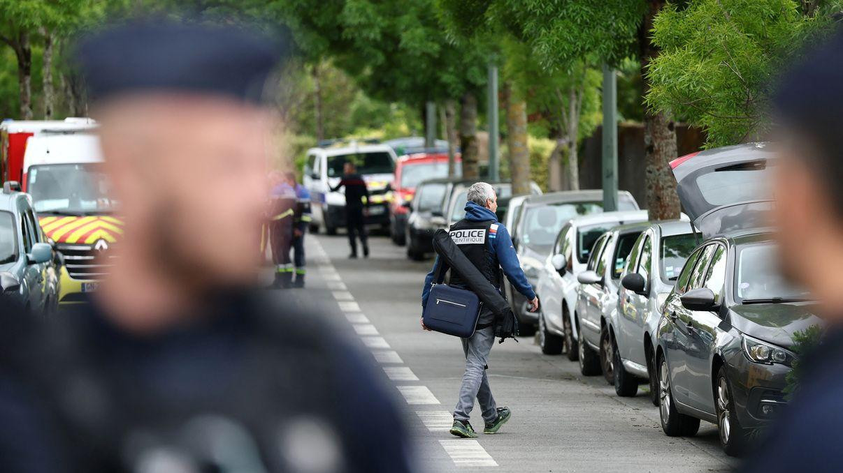 Policijska vozila u blizini napada